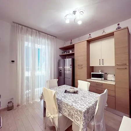 La Casa Di Mila * La Spezia